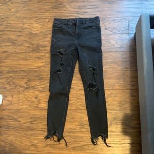 ripped black american eagle skinny jeans